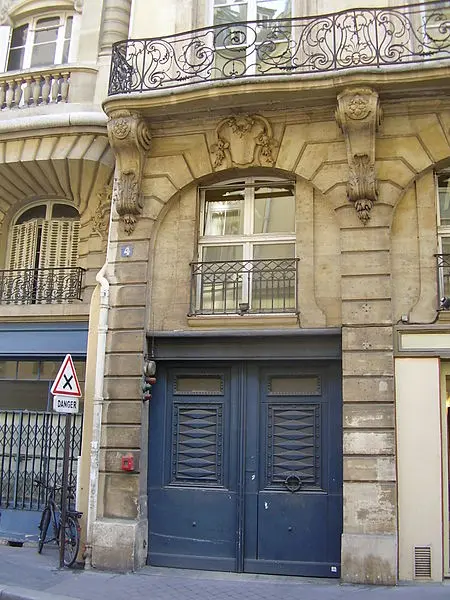 Foto di Building del 18 ° secolo, noto come Hôtel de la Feuillade - Remi Mathis - © Creative Commons (https://creativecommons.org/licenses/by-sa/4.0/deed.fr)