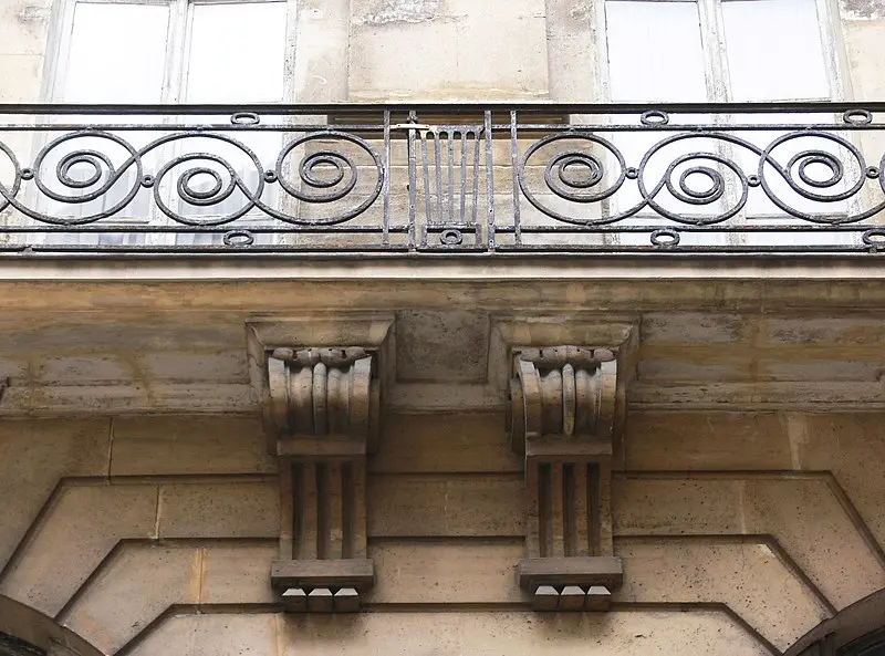 Foto di Edificio - Remi Mathis - © Creative Commons (https://creativecommons.org/licenses/by-sa/4.0/deed.fr)
