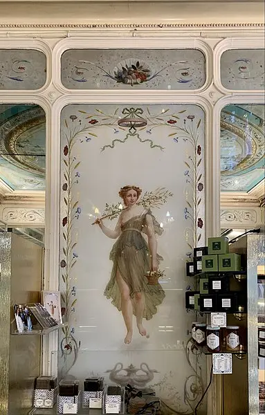 Foto di Edificio - Neoclassicism Enthusiast - © Creative Commons (https://creativecommons.org/licenses/by-sa/4.0/deed.fr)