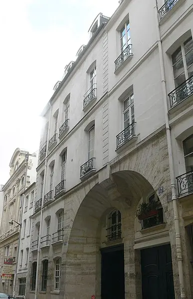 Foto di Edificio - Remi Mathis - © Creative Commons (https://creativecommons.org/licenses/by-sa/4.0/deed.fr)