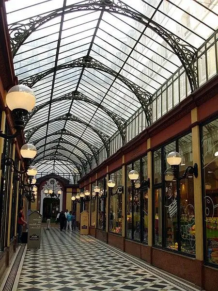 Foto di Passaggio di principi (n ° 7 a 17, 23, 25) - Clicsouris - © Creative Commons (https://creativecommons.org/licenses/by-sa/4.0/deed.fr)
