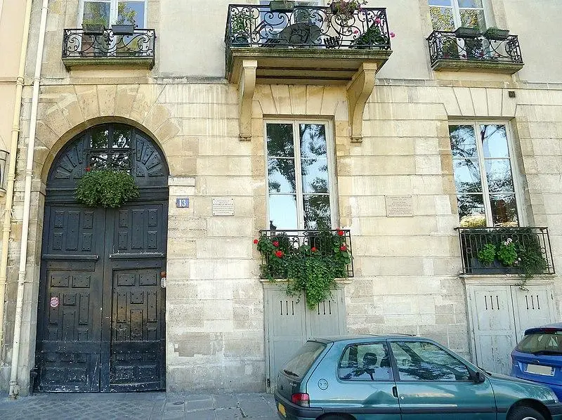 Foto von Gebäude - Mbzt - © Creative Commons (https://creativecommons.org/licenses/by-sa/4.0/deed.fr)