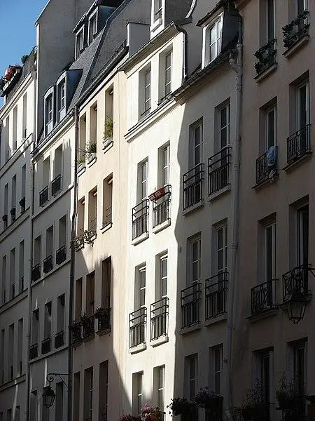 Foto von Gebäude - Bruno befreetv - © Creative Commons (https://creativecommons.org/licenses/by-sa/4.0/deed.fr)