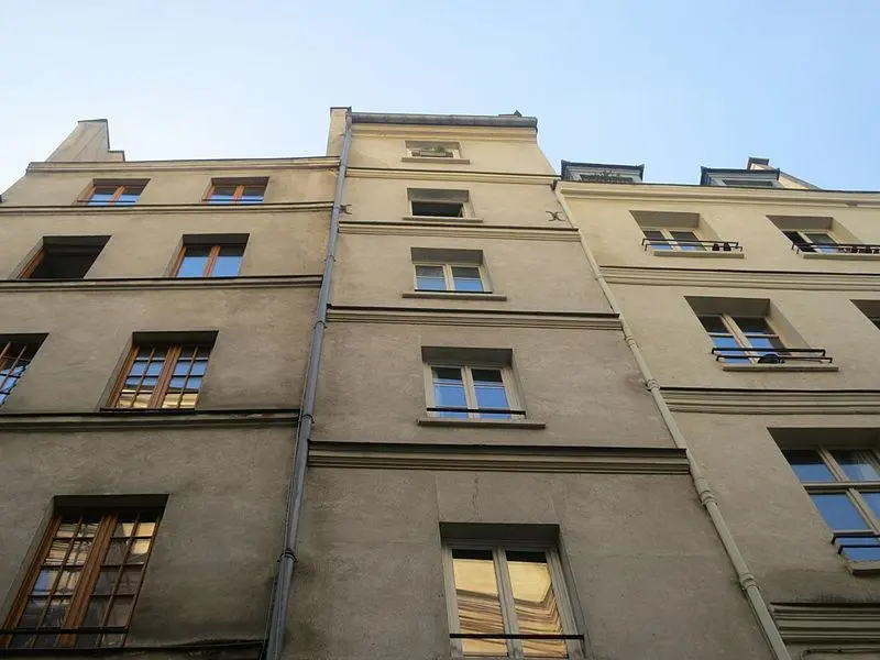 Foto de Edificio - Fabio Gargano - © Creative Commons (https://creativecommons.org/licenses/by-sa/4.0/deed.fr)