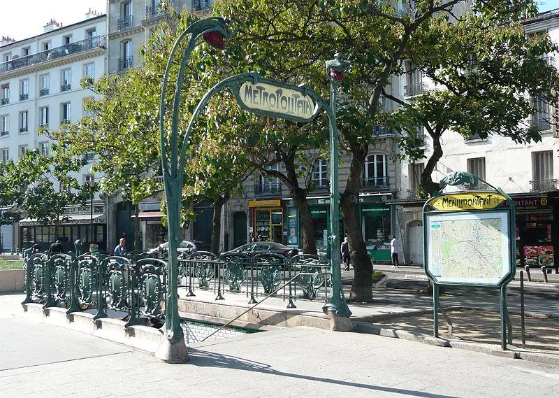 Foto von Metropolitan, Menilmontant Station - Oderik - © Creative Commons (https://creativecommons.org/licenses/by-sa/4.0/deed.fr)