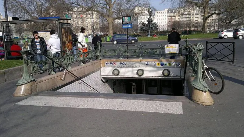 Foto von Metropolitan, Nationsstation - Sigoise - © Creative Commons (https://creativecommons.org/licenses/by-sa/4.0/deed.fr)