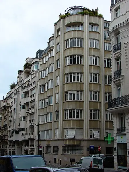 Foto de Edificio - Bruno befreetv - © Creative Commons (https://creativecommons.org/licenses/by-sa/4.0/deed.fr)
