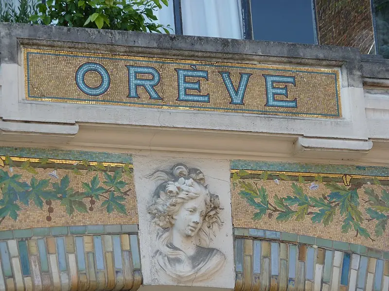 Foto de Edificio - Oderik - © Creative Commons (https://creativecommons.org/licenses/by-sa/4.0/deed.fr)