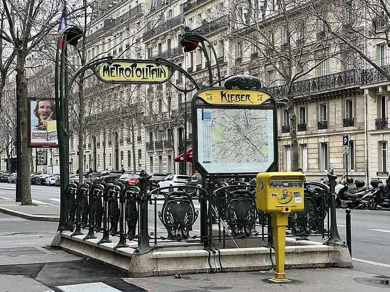 Foto von Metropolitan, Kléber Station - Chabe01 - © Creative Commons (https://creativecommons.org/licenses/by-sa/4.0/deed.fr)