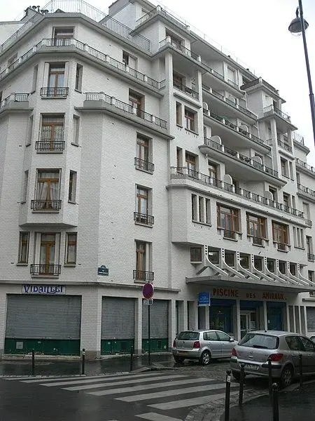 Foto de Edificio - Remi Mathis - © Creative Commons (https://creativecommons.org/licenses/by-sa/4.0/deed.fr)