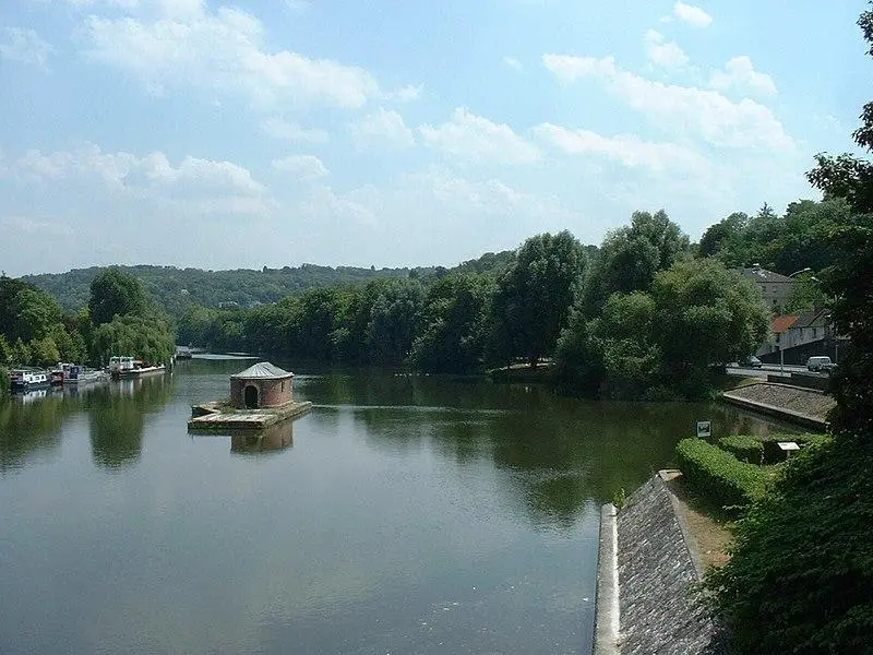 Foto von Marly Machine Buildings (auch in der Gemeinde Louveciennes) - Clicgauche - © Creative Commons (https://creativecommons.org/licenses/by-sa/4.0/deed.fr)