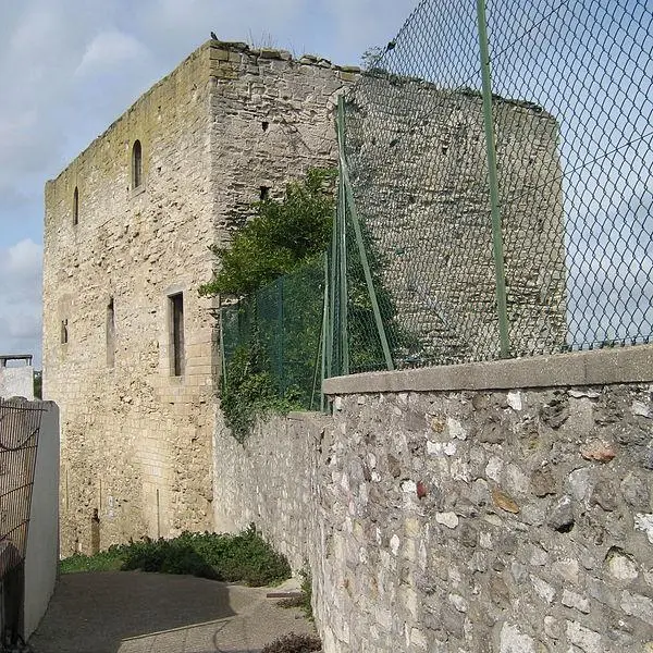 Foto von Montjoie Tour - Nitot - © Creative Commons (https://creativecommons.org/licenses/by-sa/4.0/deed.fr)