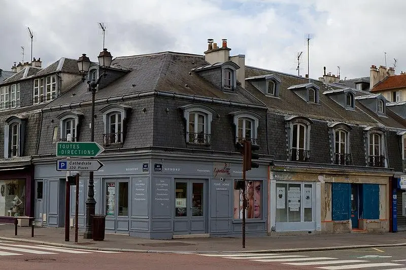 Photo de Immeuble - Boris.Maillard - © Creative Commons (https://creativecommons.org/licenses/by-sa/4.0/deed.fr)
