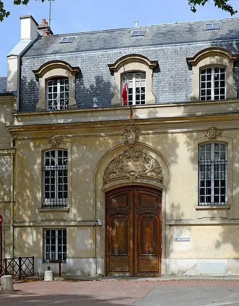 Photo de Pavillon du Barry (ancien) - Pline - © Creative Commons (https://creativecommons.org/licenses/by-sa/4.0/deed.fr)