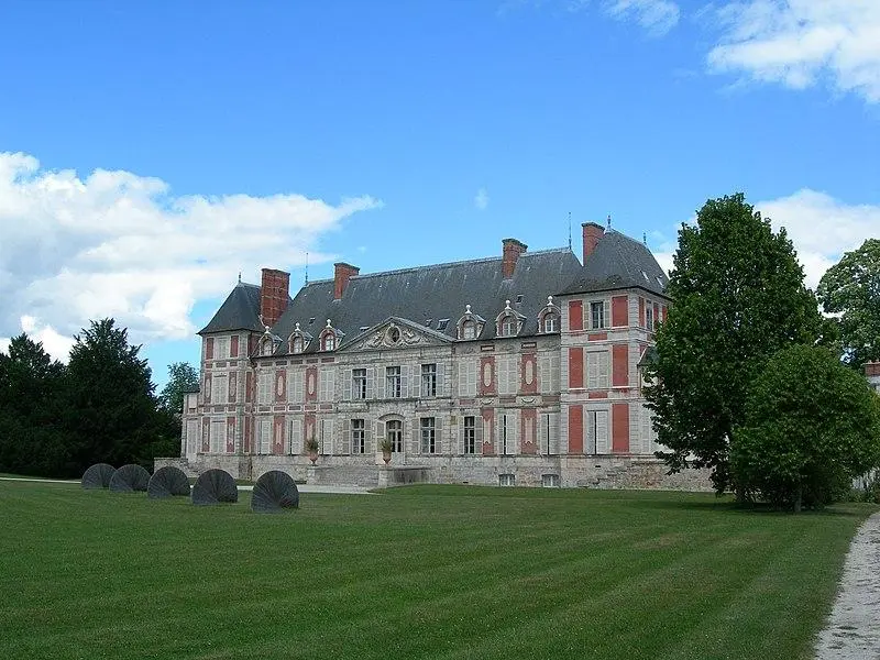 Foto di Courson Castle - Lusseau Pascale - © Creative Commons (https://creativecommons.org/licenses/by-sa/4.0/deed.fr)