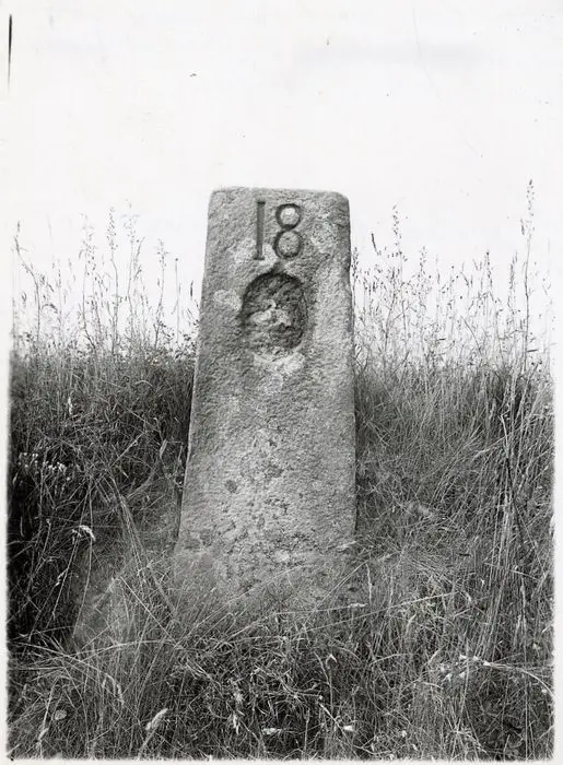 Foto de Lys bollard n ° 18 - POP Plateforme Ouverte du Patrimoine / Base Mérimée - © Ministère de la Culture (France), Médiathèque du patrimoine et de la photographie, Tous droits réservés 