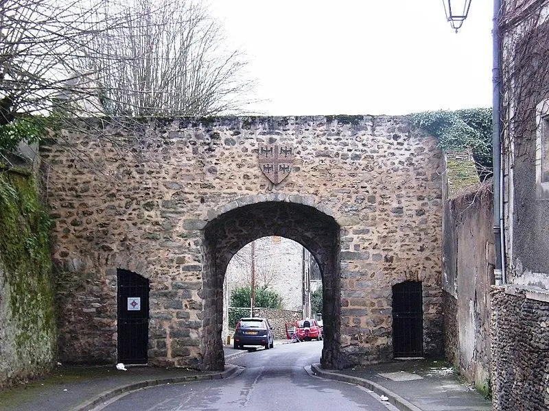 Foto de Puerta de baudio - Cyrilb1881 - © Creative Commons (https://creativecommons.org/licenses/by-sa/4.0/deed.fr)