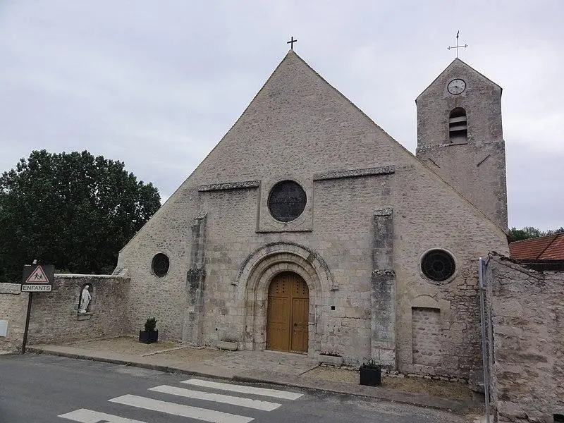 Foto di Chiesa di Saint-Cyr e Sainte-Julitte - Havang(nl) - © Creative Commons (https://creativecommons.org/licenses/by-sa/4.0/deed.fr)