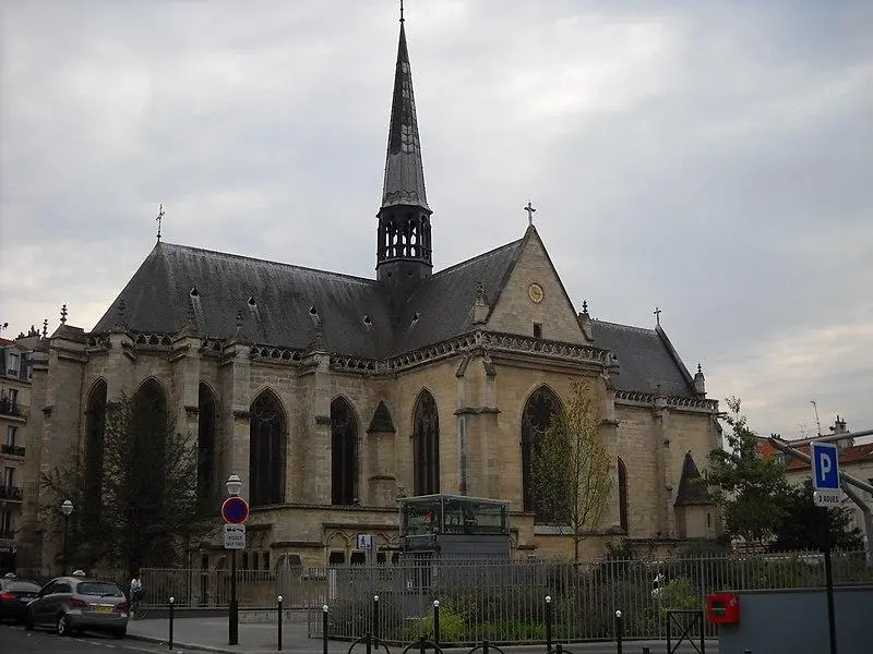 Foto di Notre-Dame-Des-Menus Church - Benjism89 - © Creative Commons (https://creativecommons.org/licenses/by-sa/4.0/deed.fr)