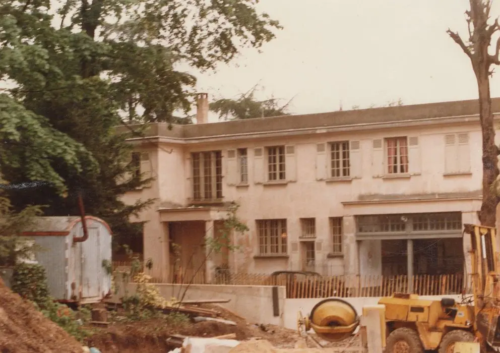 Foto di Mirande Villa - POP Plateforme Ouverte du Patrimoine / Base Mérimée - © Ministère de la Culture (France), Médiathèque du patrimoine et de la photographie, Tous droits réservés 