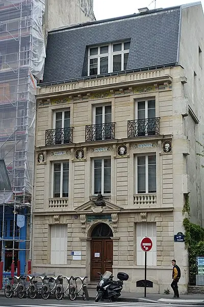 Foto de Edificio - Guilhem Vellut from Paris, France - © Creative Commons (https://creativecommons.org/licenses/by-sa/4.0/deed.fr)