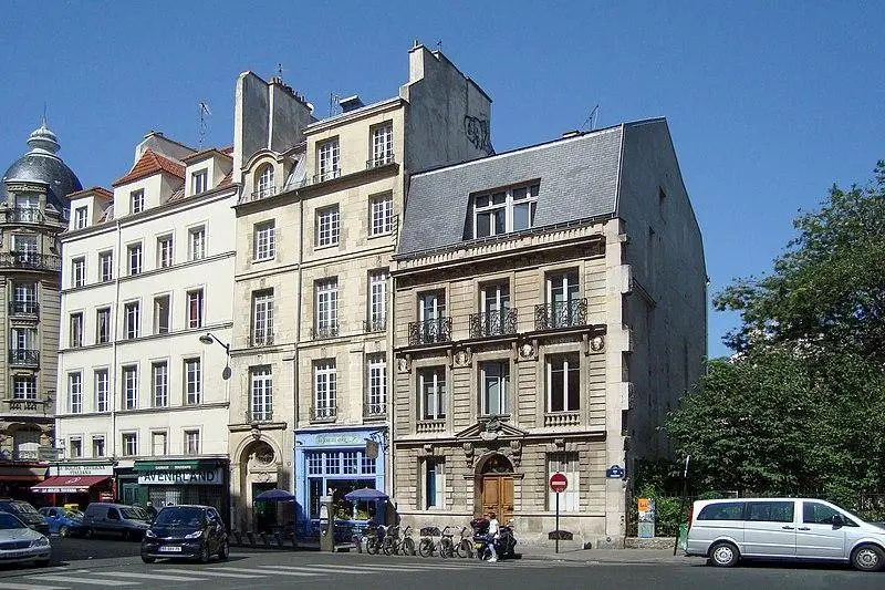 Foto de Edificio - LPLT - © Creative Commons (https://creativecommons.org/licenses/by-sa/4.0/deed.fr)