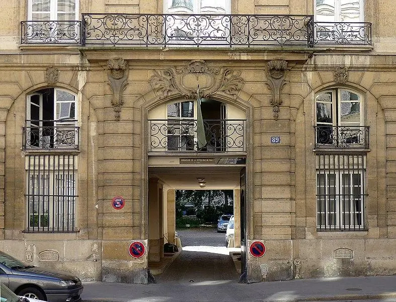 Foto von Montmorency-Bours Hotel - Mbzt - © Creative Commons (https://creativecommons.org/licenses/by-sa/4.0/deed.fr)