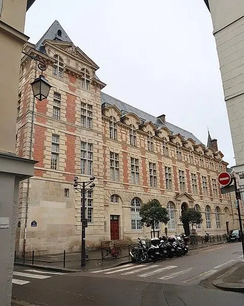 Foto von Saint-Germain-Des-Prés Abbey Palace Dit Hôtel de Fursmberg - Celette - © Creative Commons (https://creativecommons.org/licenses/by-sa/4.0/deed.fr)