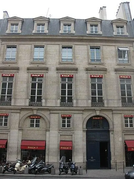 Foto von Gebäude - Natlo47 - © Creative Commons (https://creativecommons.org/licenses/by-sa/4.0/deed.fr)