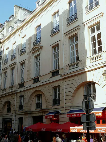 Foto de Edificio - MOSSOT - © Creative Commons (https://creativecommons.org/licenses/by-sa/4.0/deed.fr)