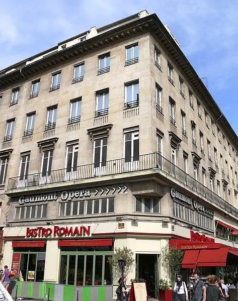 Foto von Gebäude - MOSSOT - © Creative Commons (https://creativecommons.org/licenses/by-sa/4.0/deed.fr)