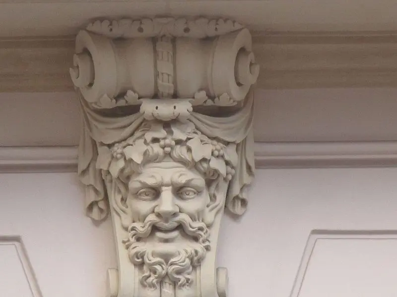 Foto de Edificio - Thomon - © Creative Commons (https://creativecommons.org/licenses/by-sa/4.0/deed.fr)