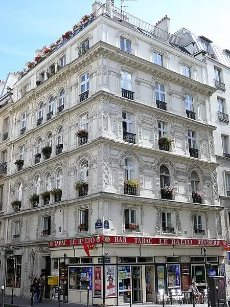 Foto von Gebäude - MOSSOT - © Creative Commons (https://creativecommons.org/licenses/by-sa/4.0/deed.fr)