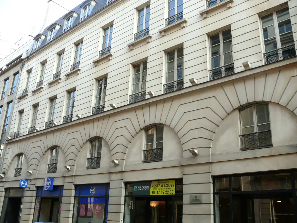 Picture of Building - Sous licence Creative Commons (https://creativecommons.org/licenses/by-sa/4.0/deed.fr) - Par MOSSOT - © Creative Commons (https://creativecommons.org/licenses/by-sa/4.0/deed.fr)