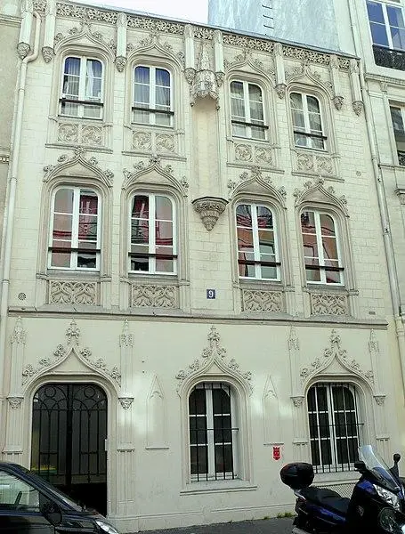 Foto von Gebäude - MOSSOT - © Creative Commons (https://creativecommons.org/licenses/by-sa/4.0/deed.fr)