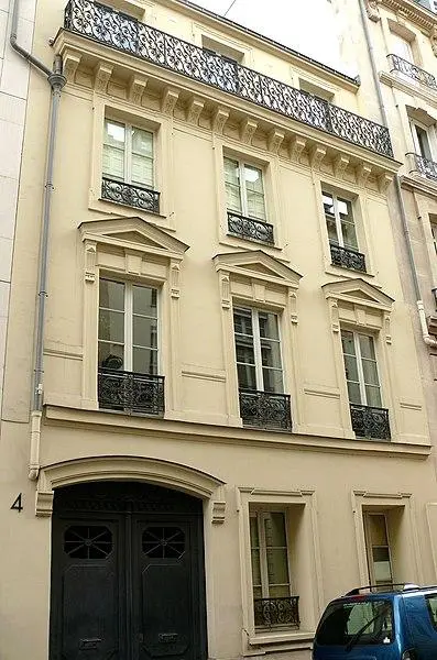 Foto von Gebäude - MOSSOT - © Creative Commons (https://creativecommons.org/licenses/by-sa/4.0/deed.fr)