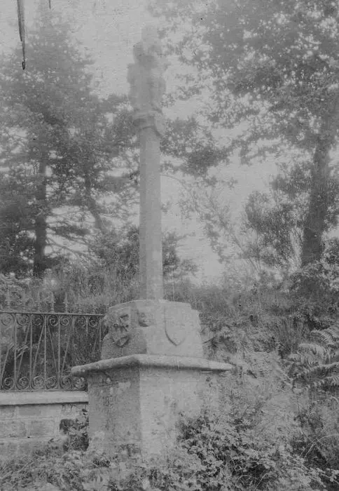 Picture of Botmiliau cross - POP Plateforme Ouverte du Patrimoine / Base Mérimée - © Ministère de la Culture (France), Médiathèque du patrimoine et de la photographie, tous droits réservés