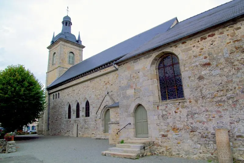 Foto von Saint-Pierre Kirche - Dolly11 - © Creative Commons (https://creativecommons.org/licenses/by-sa/4.0/deed.fr)