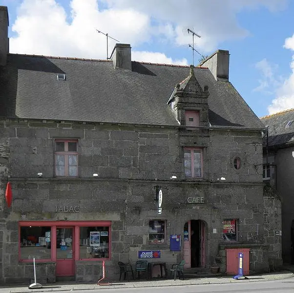 Picture of House, facing the church - GO69 - © Creative Commons (https://creativecommons.org/licenses/by-sa/4.0/deed.fr)