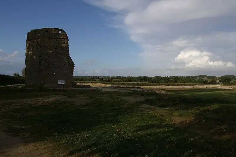Picture of Gallo-Roman site of Haut-Bécherel-Temple of Mars - Pymouss - © Creative Commons (https://creativecommons.org/licenses/by-sa/4.0/deed.fr)