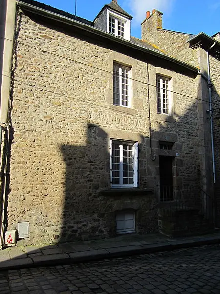 Picture of Home - Xfigpower - © Creative Commons (https://creativecommons.org/licenses/by-sa/4.0/deed.fr)