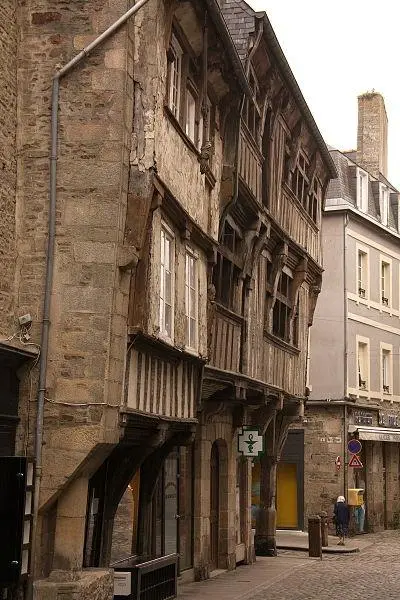 Picture of Home - Amadalvarez - © Creative Commons (https://creativecommons.org/licenses/by-sa/4.0/deed.fr)