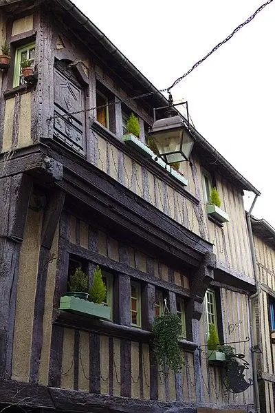 Picture of Home - Pymouss - © Creative Commons (https://creativecommons.org/licenses/by-sa/4.0/deed.fr)