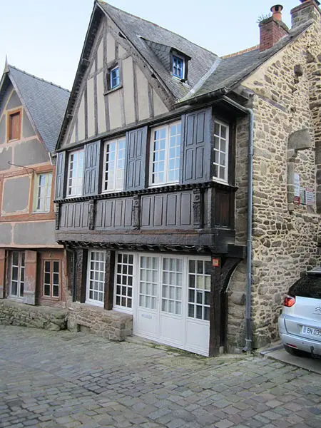 Picture of Home - Xfigpower - © Creative Commons (https://creativecommons.org/licenses/by-sa/4.0/deed.fr)