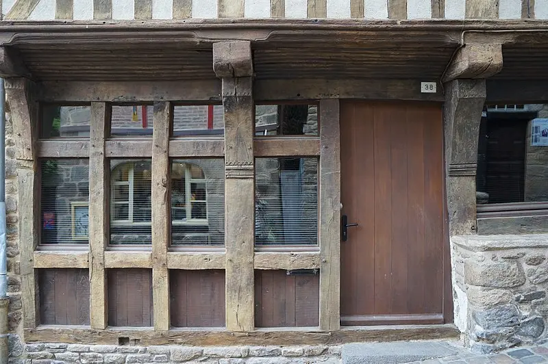 Picture of Home - Pierre André Leclercq - © Creative Commons (https://creativecommons.org/licenses/by-sa/4.0/deed.fr)