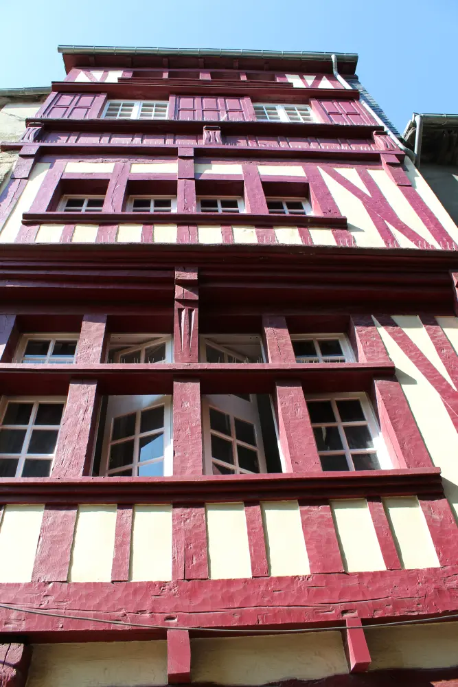 Foto di Casa - Sous licence Creative Commons (https://creativecommons.org/licenses/by-sa/4.0/deed.fr) - Par Whiteredge - © Creative Commons (https://creativecommons.org/licenses/by-sa/4.0/deed.fr)