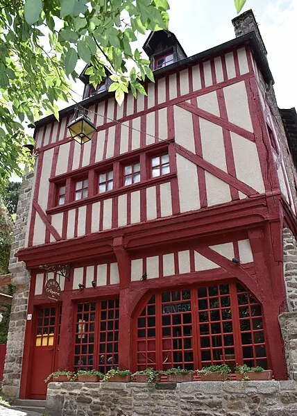 Foto di Casa - René Hourdry - © Creative Commons (https://creativecommons.org/licenses/by-sa/4.0/deed.fr)