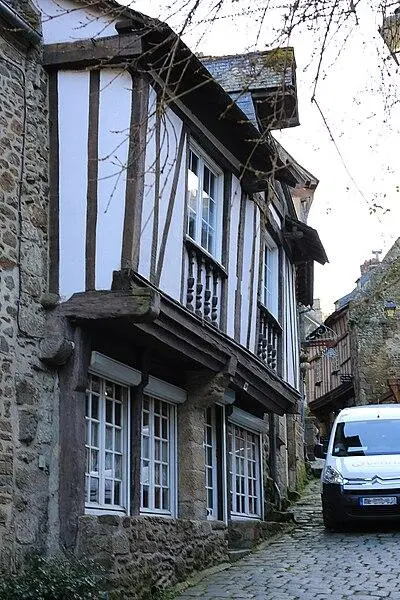 Picture of Home - Pymouss - © Creative Commons (https://creativecommons.org/licenses/by-sa/4.0/deed.fr)