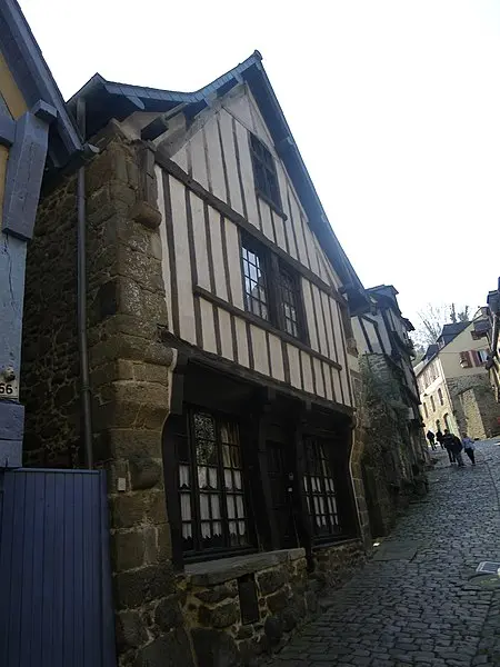 Picture of Home - chisloup - © Creative Commons (https://creativecommons.org/licenses/by-sa/4.0/deed.fr)