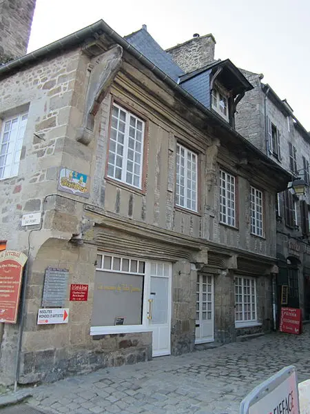 Picture of Home - Xfigpower - © Creative Commons (https://creativecommons.org/licenses/by-sa/4.0/deed.fr)